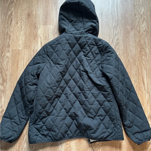 Eddie Bauer Black Quilted Jacket with Sherpa Lining - Picture 5 of 5